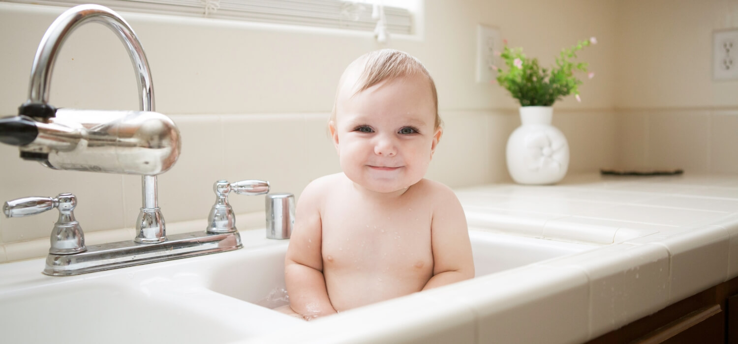 baby bath in sink
